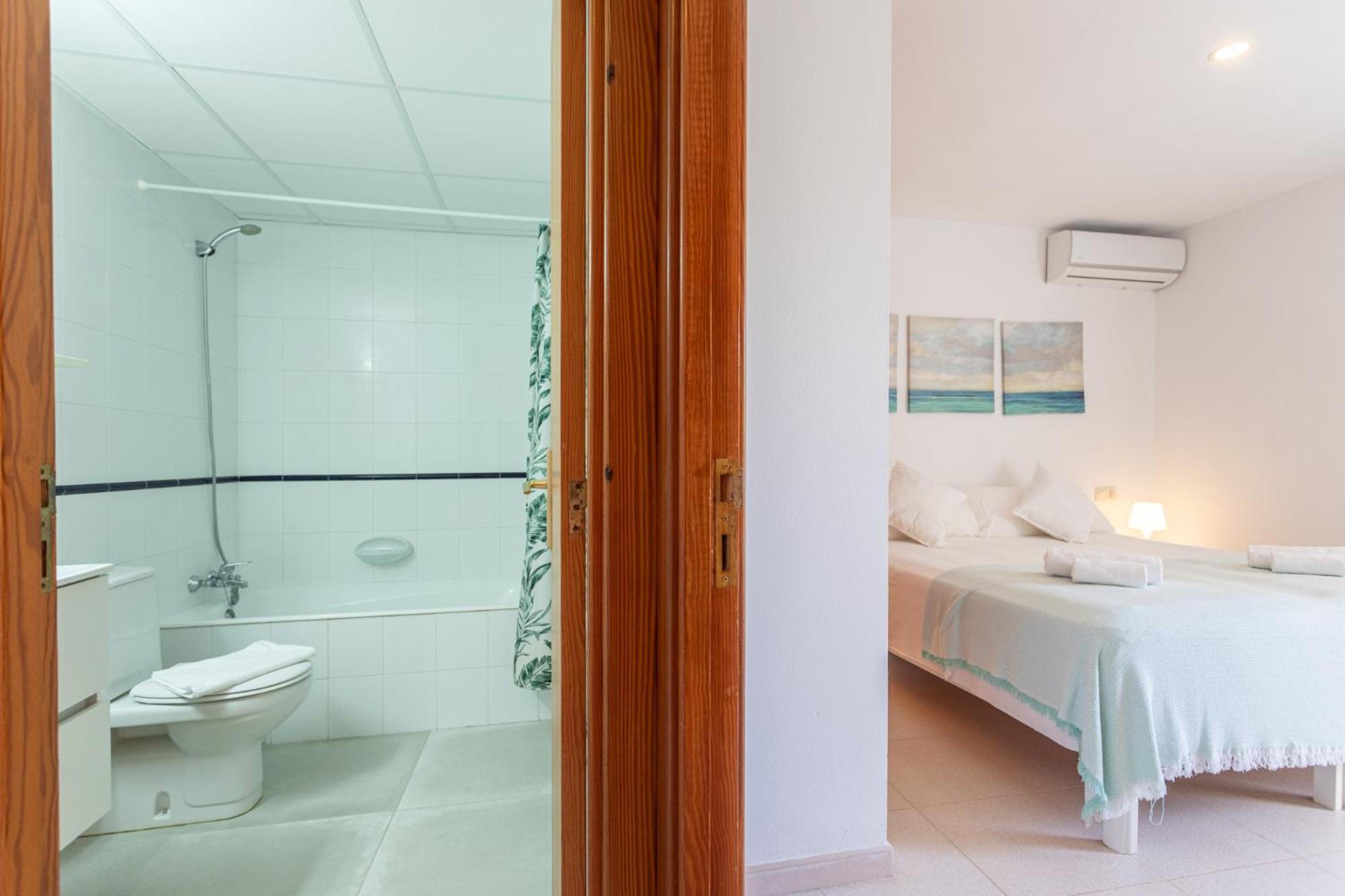 Es Dolc Apartments By Youroom Colonia de Sant Jordi Exterior foto